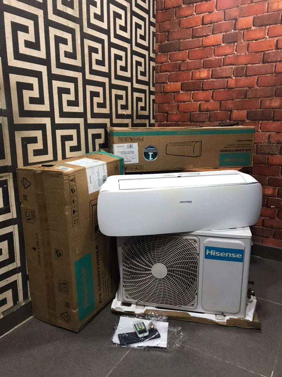 ❌❌SOLD-OUT❌❌  V.Clean, 1.5Hp, Low Voltage Storage, Hisense Air-Conditioner  For-Sale