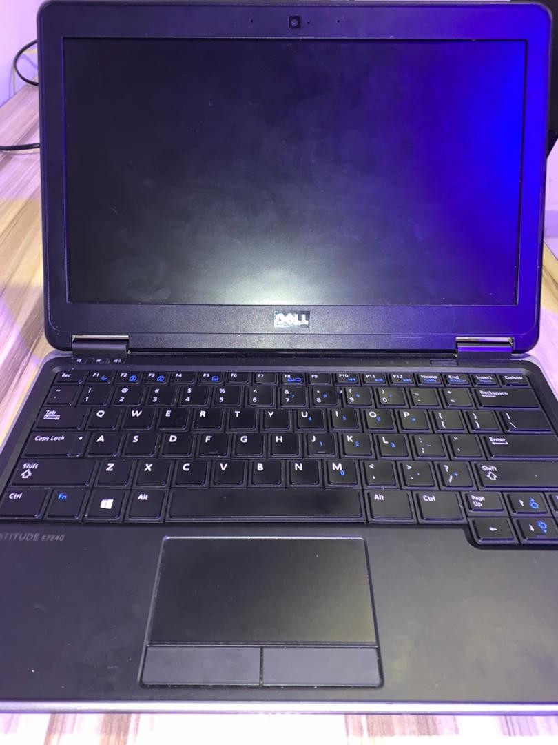 Dell laptop corei5 8gb ram 256hdd