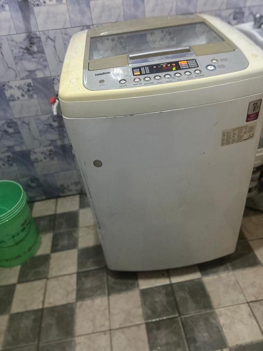 Very good 13kg LG washing machine