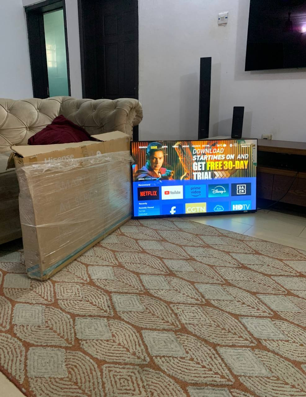 V.Clean, 43Inches Hisense Frameless 4K Smart Tv with Caton For-Sale