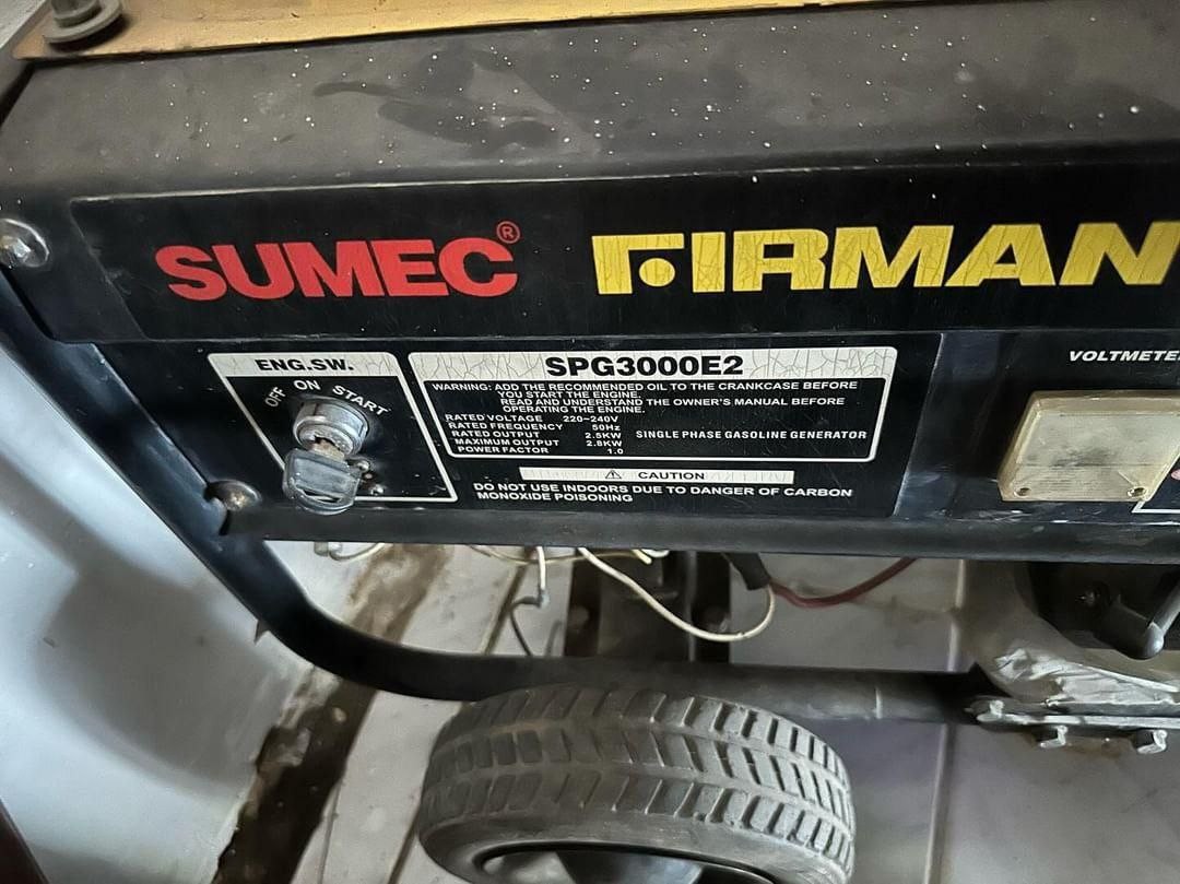 Very clean 2.5 Sumec Firman Generator