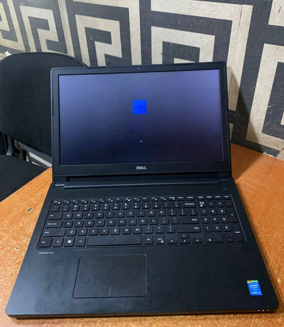 V.Clean 4Gb Ram, 320Gb Hdd, Corei3, 2-3 hours Ba3 Life, Dell Latitude 3560 Laptop For-SaleV.Clean 4Gb Ram, 320Gb Hdd, Corei3, 2-3 hours Ba3 Life, Dell Latitude 3560 Laptop For-Sale  [ Product Code >> 