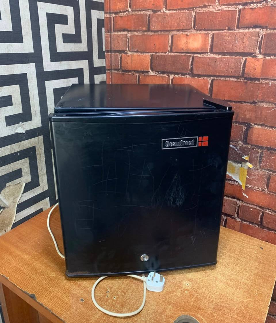 50Litters Scanfrost Bed Size Fridge For-Sale [ Product Code >> 0798 ]