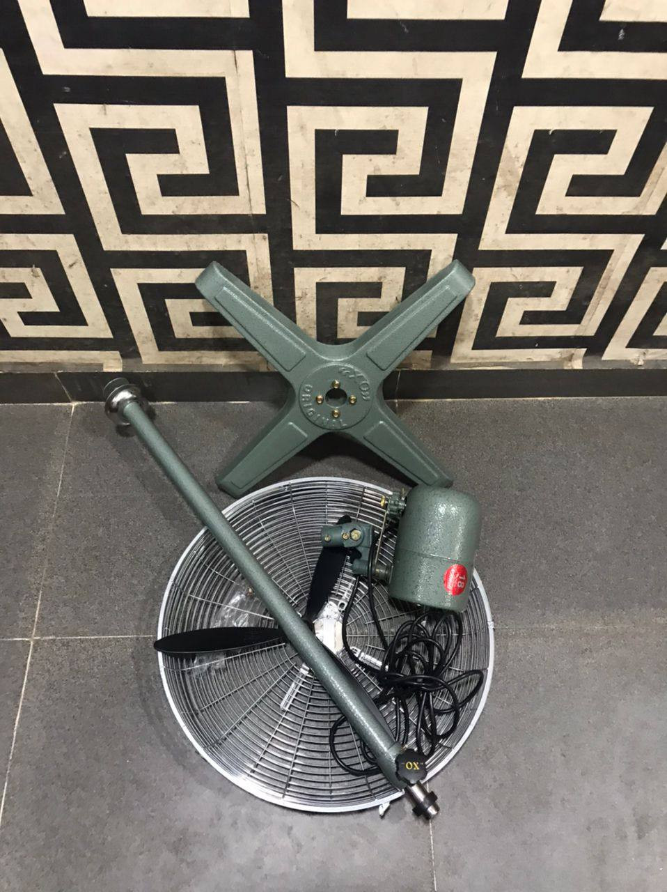 ❌❌SOLD-OUT❌❌ Awoof Brand New Ox 18Inches Industrial Stand Fan FS-66X For-Sale