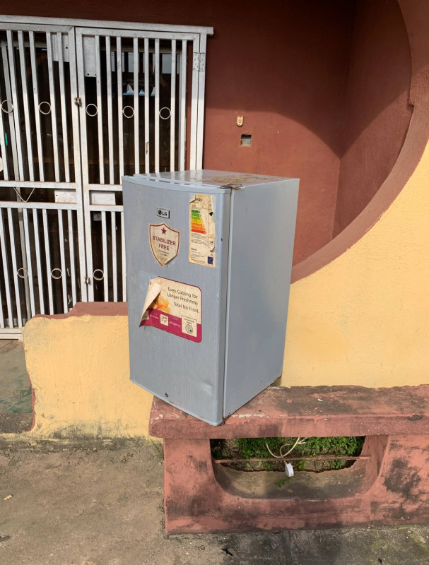 Fairly Clean LG Table Top Refrigerator For-Sale [ Product Code >> 0658 ]