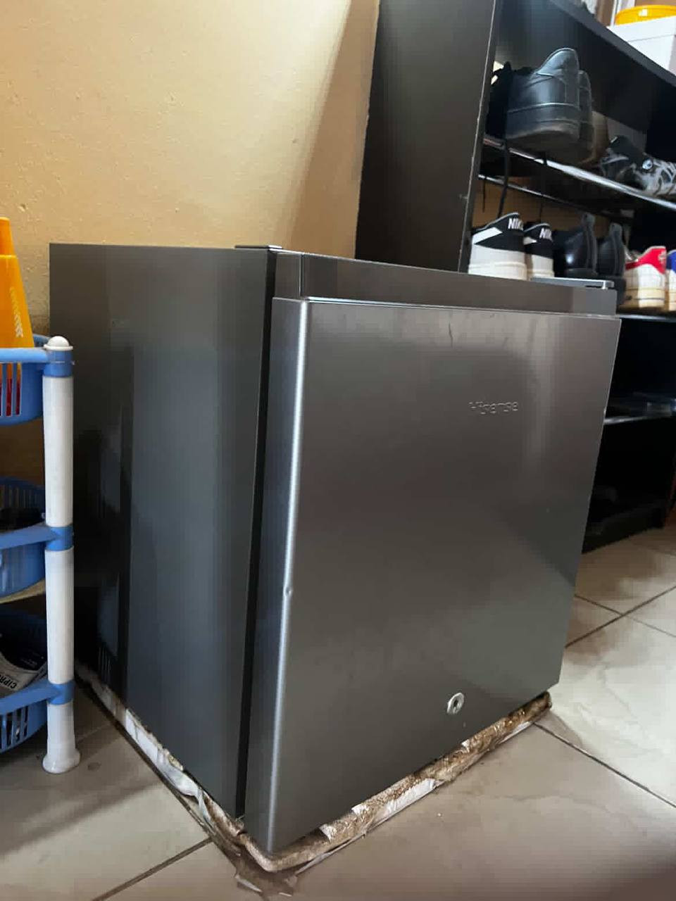 One Month Used Hisense Single Door Refrigerator 45L (045DR) With Caton For-Sale