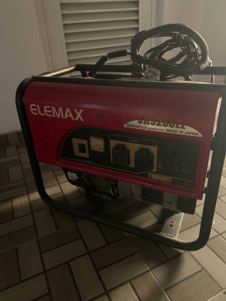 Very Clean 3.0KVA Elena’s SH3200EX Generator [ Product Code >> 0262 ]