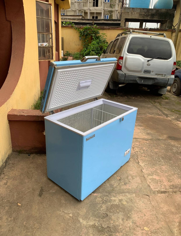 Clean Scanfrost 250 Litres Chest Freezer | SFL250ECO For-Sale[ Product Code >> 0678 ]
