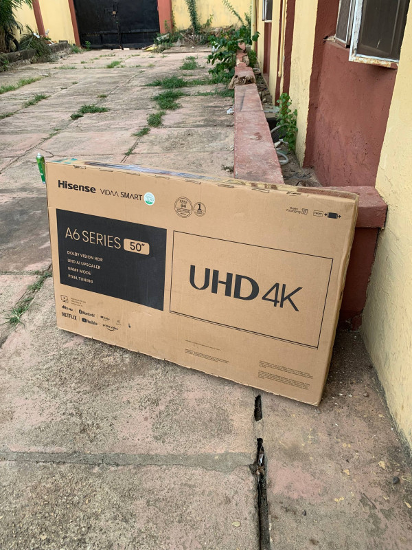 ❌❌SOLD-OUT❌❌ V.Clean, 3Months Used, Bluetooth, 50Inches, 4K, Smart Hisense Frameless With pack Tv For-Sale [ Product Code >> 0401 ]