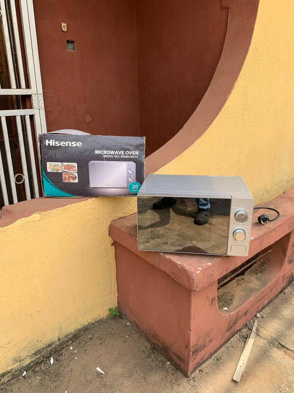 ❌❌SOLD-OUT❌❌ V.Clean 1Month Used Hisense 20 Liters Microwave Oven | MWO H20MOMS10 For-Sale