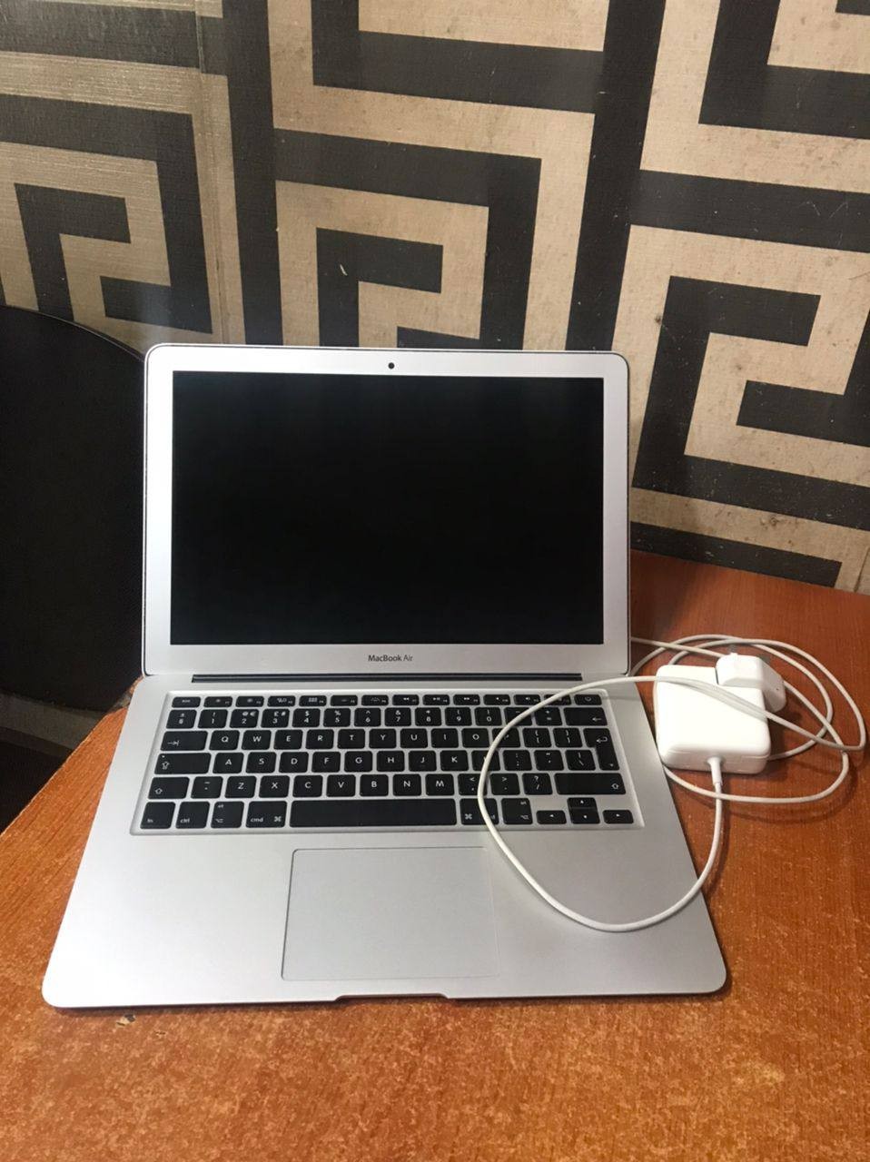 V.Clean, 4Gb Ram, 128Gb Ssd, Corei5, Keyboard Light, 2012 MacBook Air Laptop For-Sale