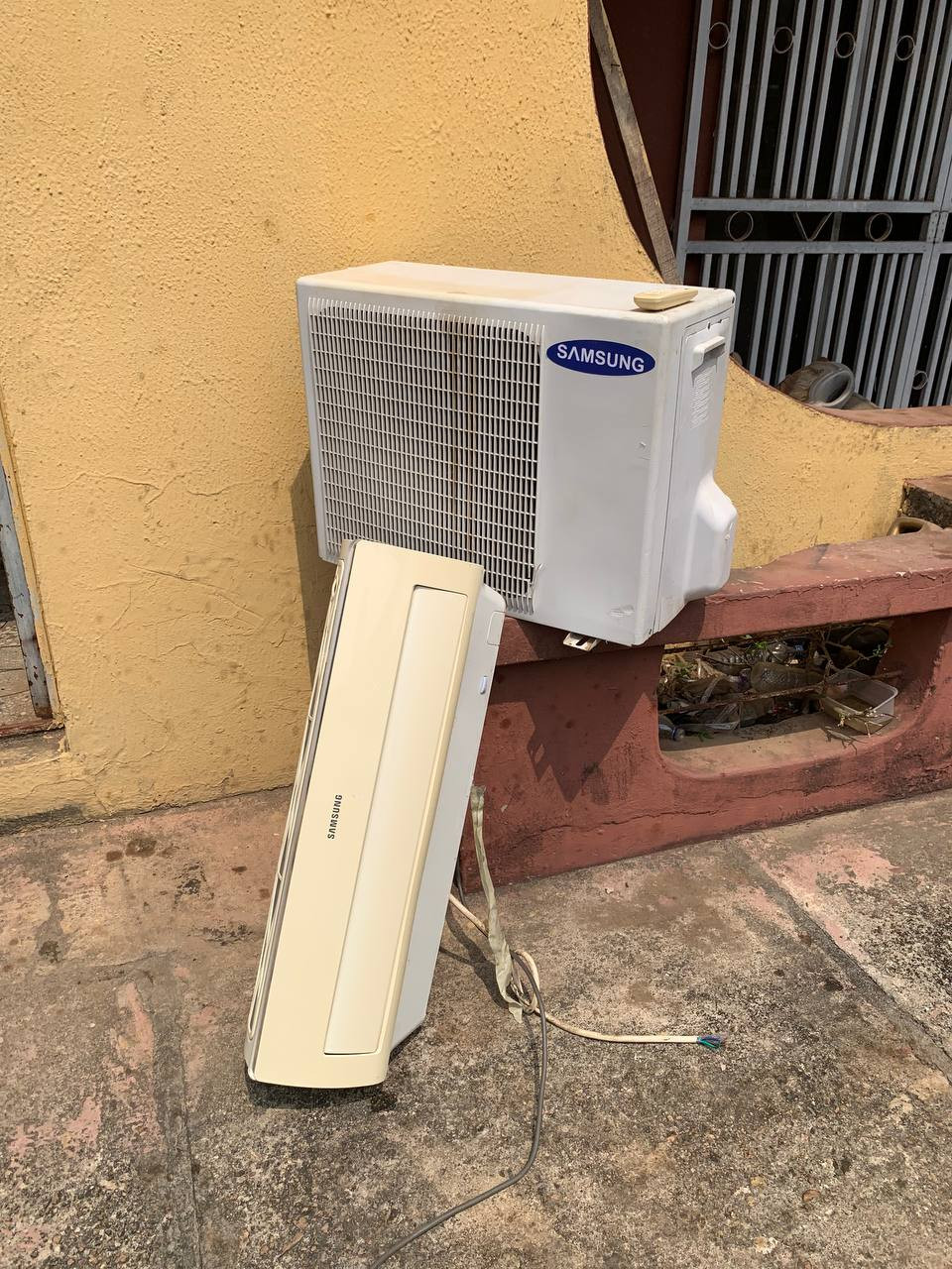 V.Clean 1.5Hp Samsung Air-Conditioner With Filled Gas For-Sale [ Product Code >> 0279 ]