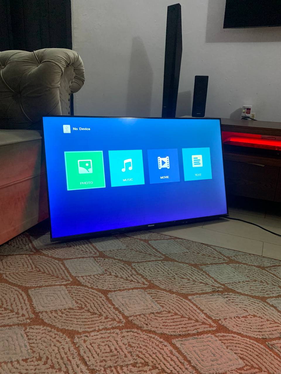 V.Clean Hisense Frameless TV HD 43 Inch A5200F For-Sale