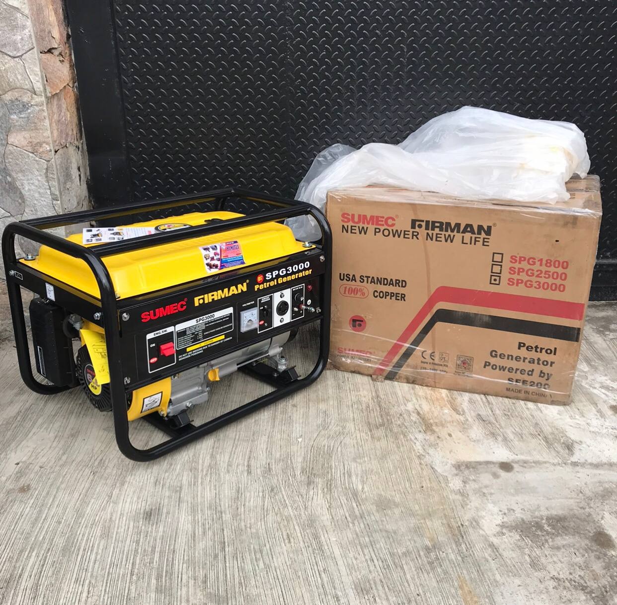 ❌❌SOLD-OUT❌❌ [Free delivery] Awoof Brand New 2.8Kva Spg 3000 Sumec Firman Generator For-Sale