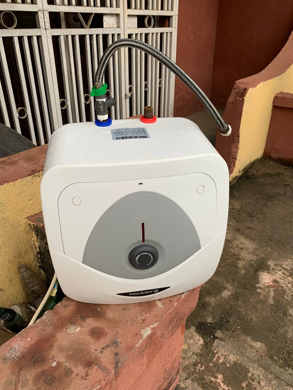 V.Clean Ariston Andris RS 15 Liters Electric Water Heater Storage For-Sale