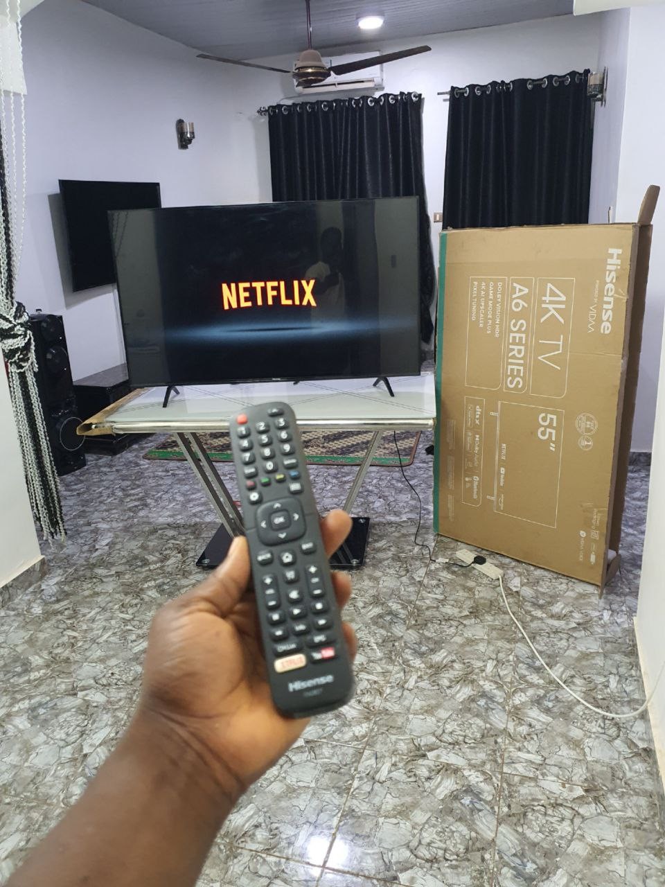 ❌SOLD-OUT ... Very clean 55-inches Hisense Smart TV with carton remote and Tv stand