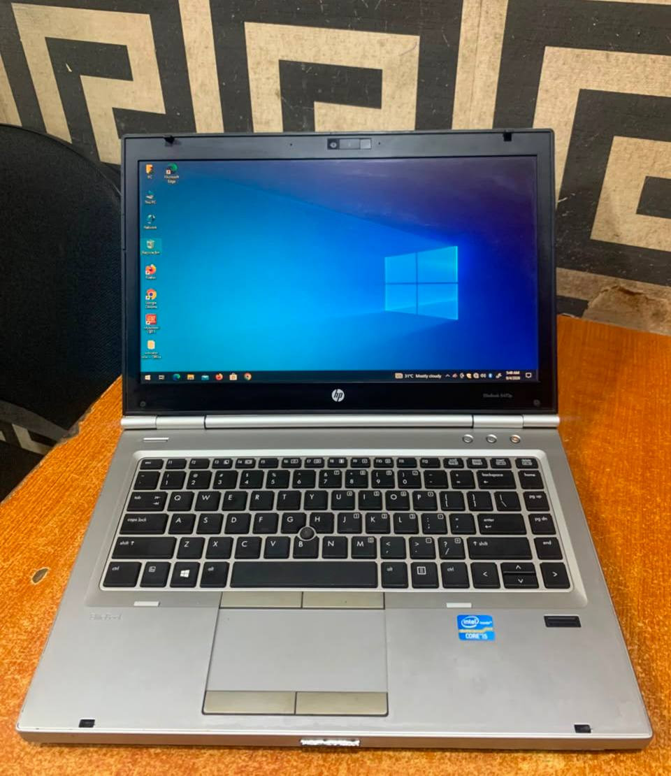V.Clean 4Gb Ram, 500Gb Hdd, Corei5, 2-3Hours Ba3 Life, Hp EliteBook 8560p, For-Sale [ Product Code >> 0732 ]