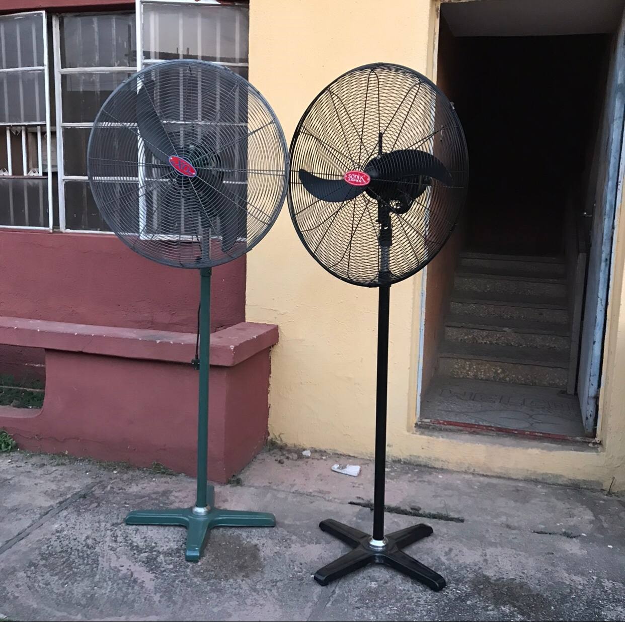 ❌❌SOLD-OUT❌❌ ... V.Clean 26Inches Industrial Ox/Sonik Standing Fan For-Sale