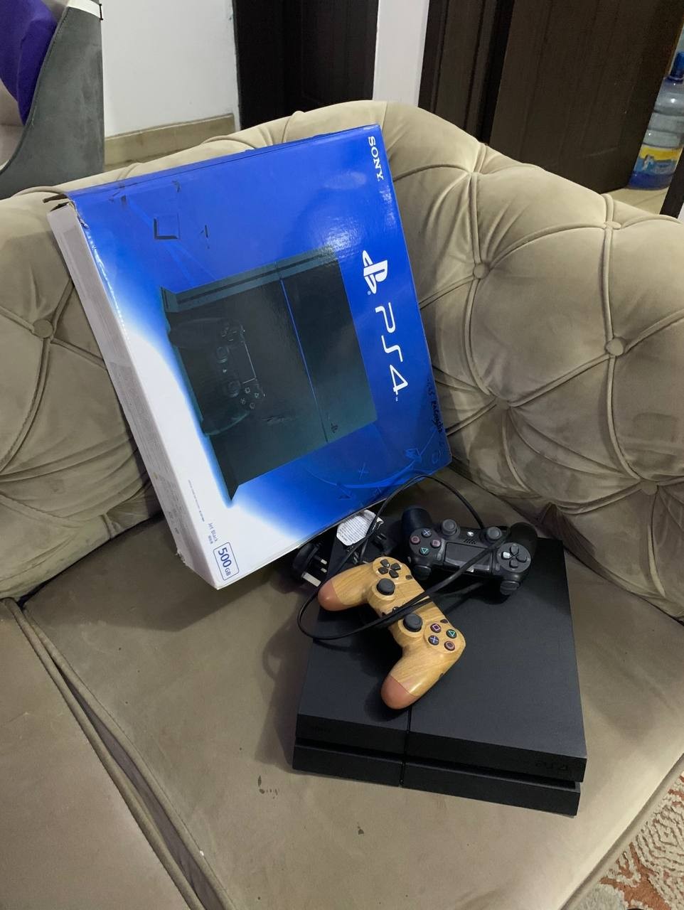 ❌❌SOLD-OUT❌❌ ... V.Clean Hacked PlayStation 4 With 2Pad, FIFA 2025, MK, GTF5 and One Other Game For-Sale