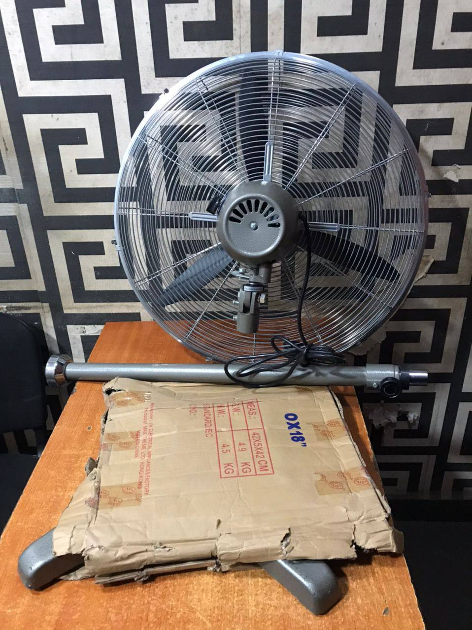 ❌❌SOLD-OUT❌❌ Brand New Scanfrost 24" Industrial Fan SFIF24D For-Sale