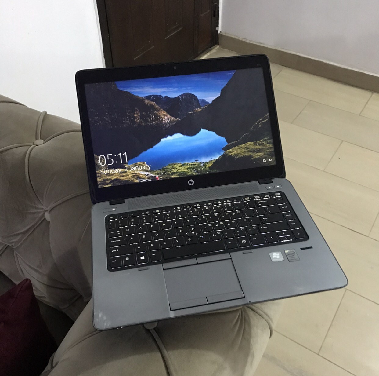 V.Clean 8Gb Ram, 500Gb Ram, 3-4Hours Ba3 Life, Touch Screen, Keypad Light, Corei5, Hp 840 G2 Laptop