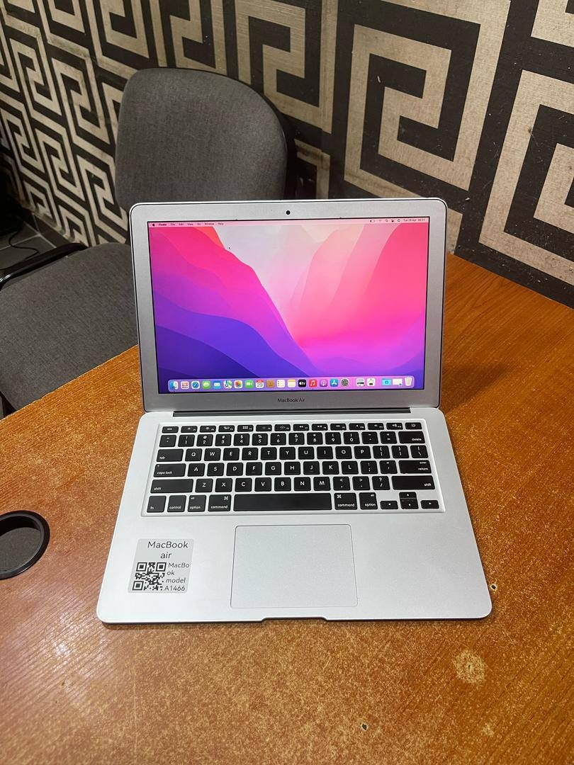 V.Clean 4Gb Ram, 256Gb Ssd, Corei5, keypad Light, 2015 MacBook Air For-Sale