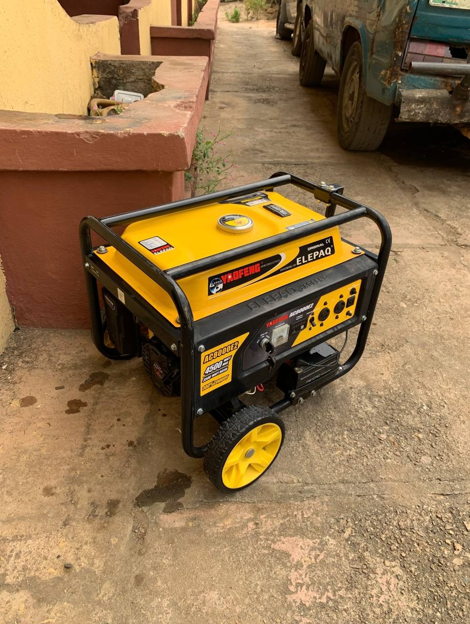 ❌❌SOLD-OUT❌❌ V.Clean, One Month Used, Elepaq 100% Copper AC Master 4.5Kva With Timer YEOFANG | AC8000E2 For-Sale