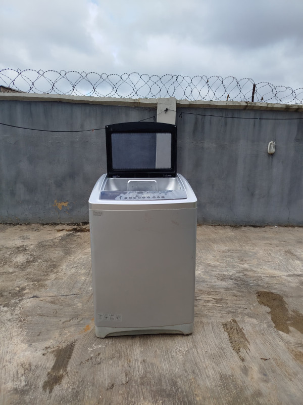 Very Clean Full Automatic Balance control Hisense WM162S-WTOQ 16KG Washing Capacity and 16kg Spinning Capacity Top Load Washing Machine