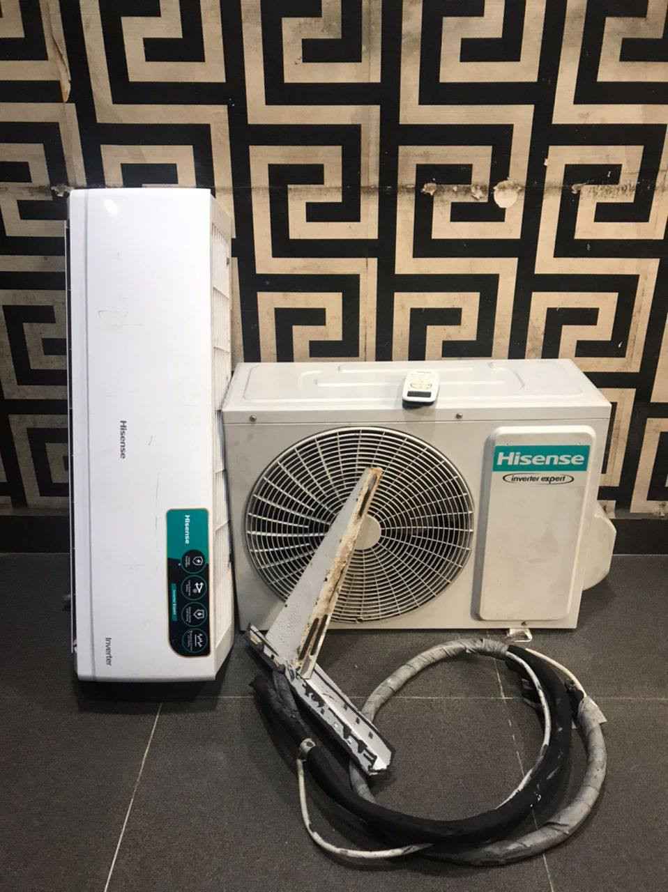 V.Clean Hisense 1.5Hp Inverter Air-Conditioner with kit, Outer hanger and already filled Refrigerant For-Sale