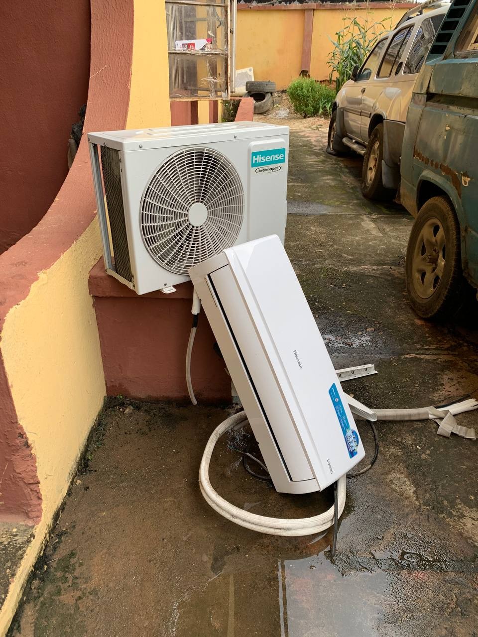 V.Clean, 2 Months Used, 2024 Latest Model 1.5Hp Hisense Inverter With Kits & Outdoor Hanger For-Sale