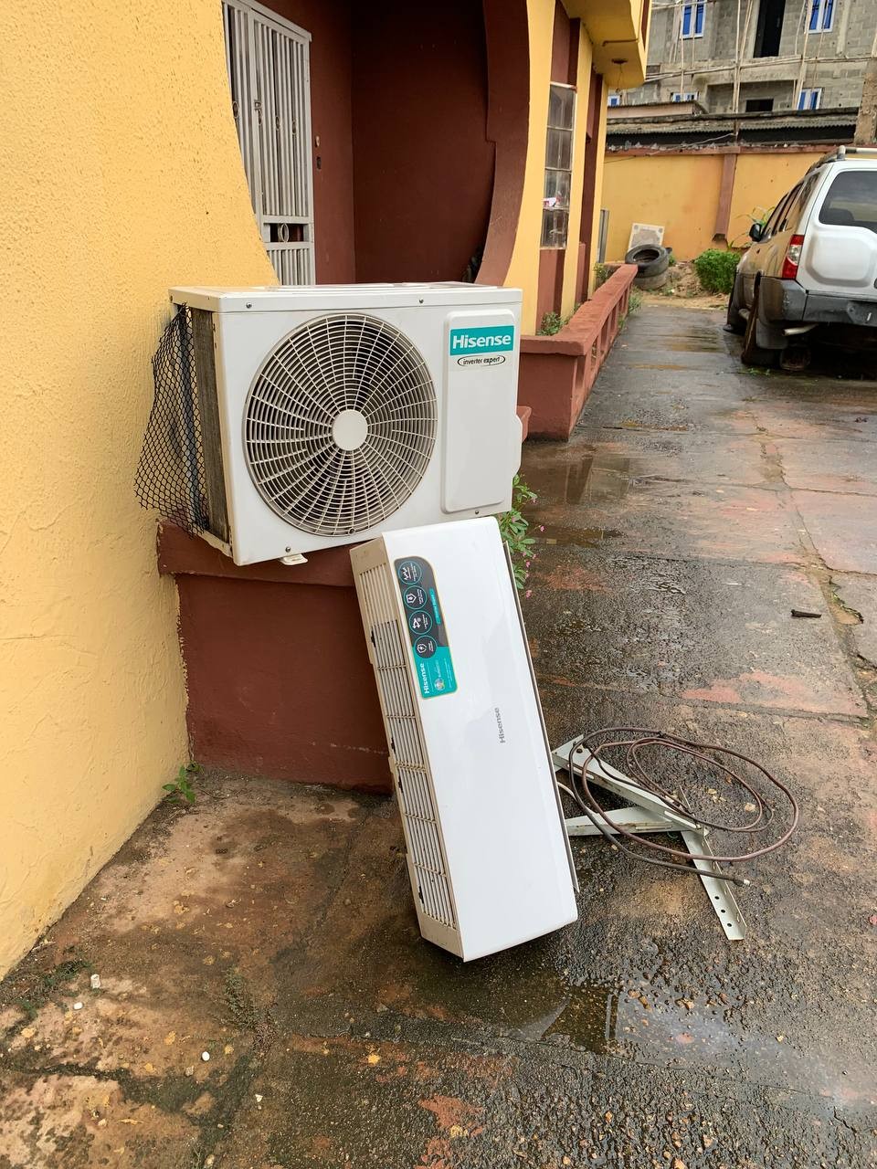 V.Clean 1Hp Inverter Hisense With the Kit, Indoor & Outdoor Hanger, already filled Gas Air-Conditioner For-Sale