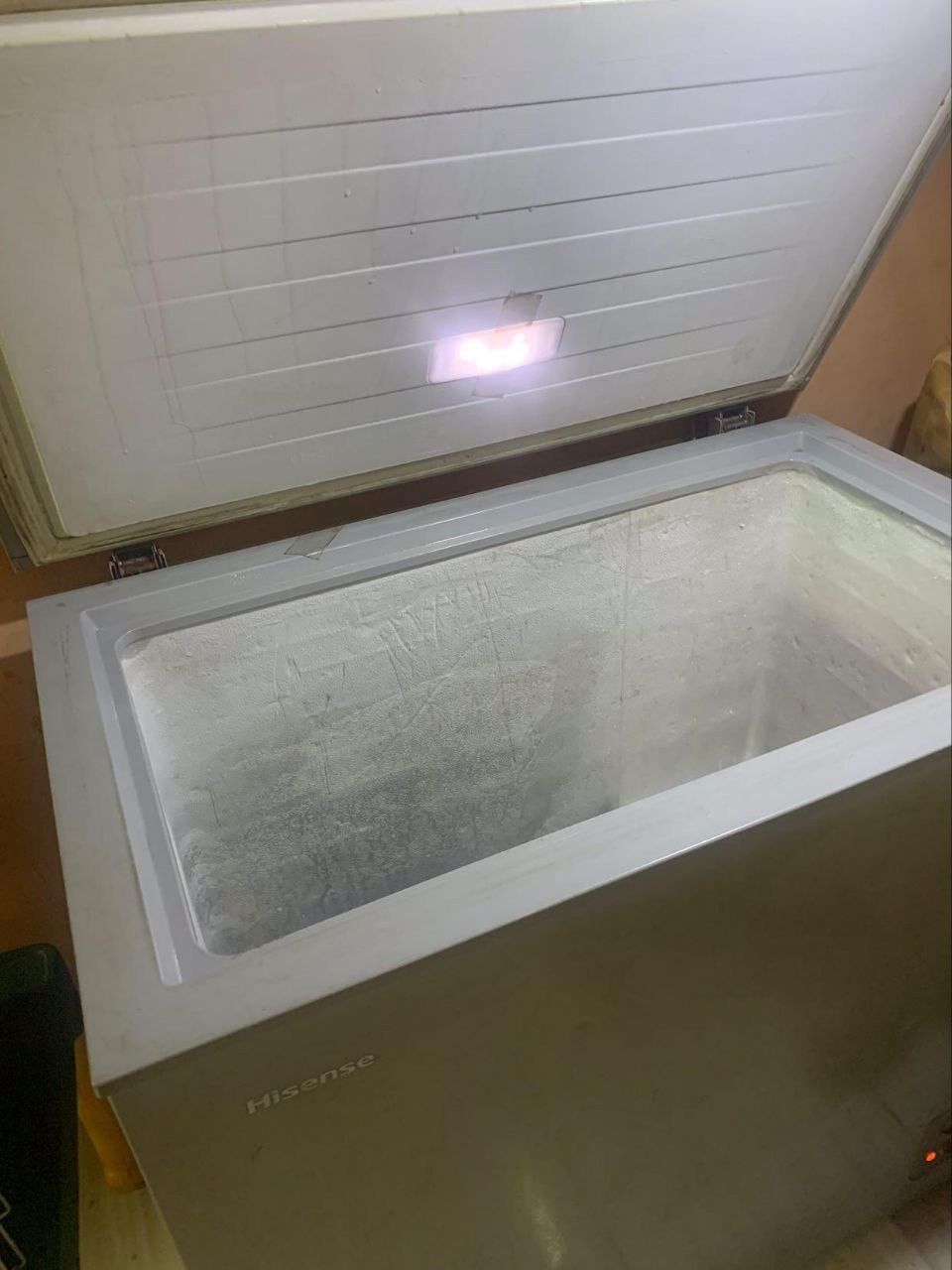 Hisense freezer FC260SH 198L