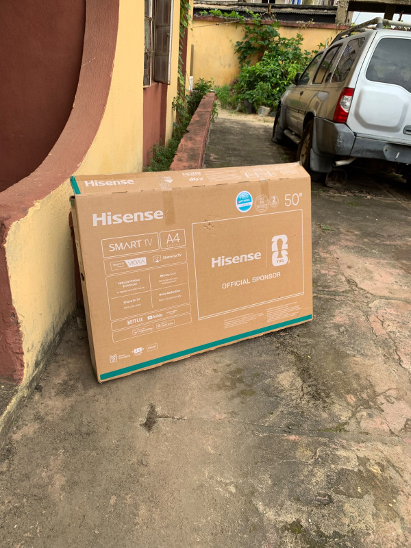 V.Clean 2024 Model 50inches Hisense 4K Smart Frameless Tv With Pack and All For-Sale [ Product Code >> 0642 ]