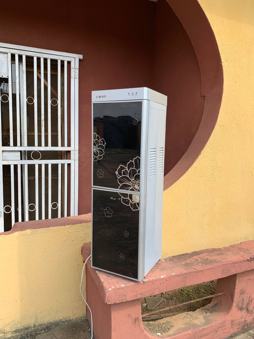 V.Clean, Cway Water Dispenser With Mini Freezer 3F 58B20HL For-Sale