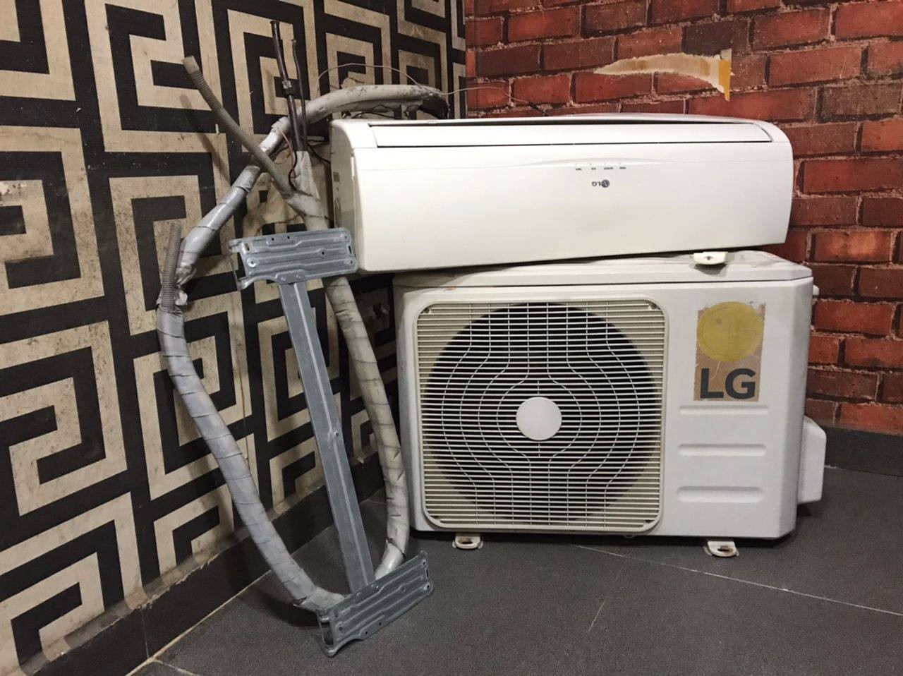 V.Clean 2Hp LG Air-Conditioner With Kit and Inner Hanger For-Sale
