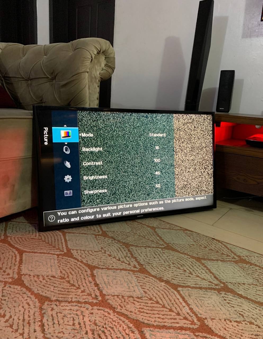 V.Clean 40Inches Samsung Full Hd Tv For-Sale