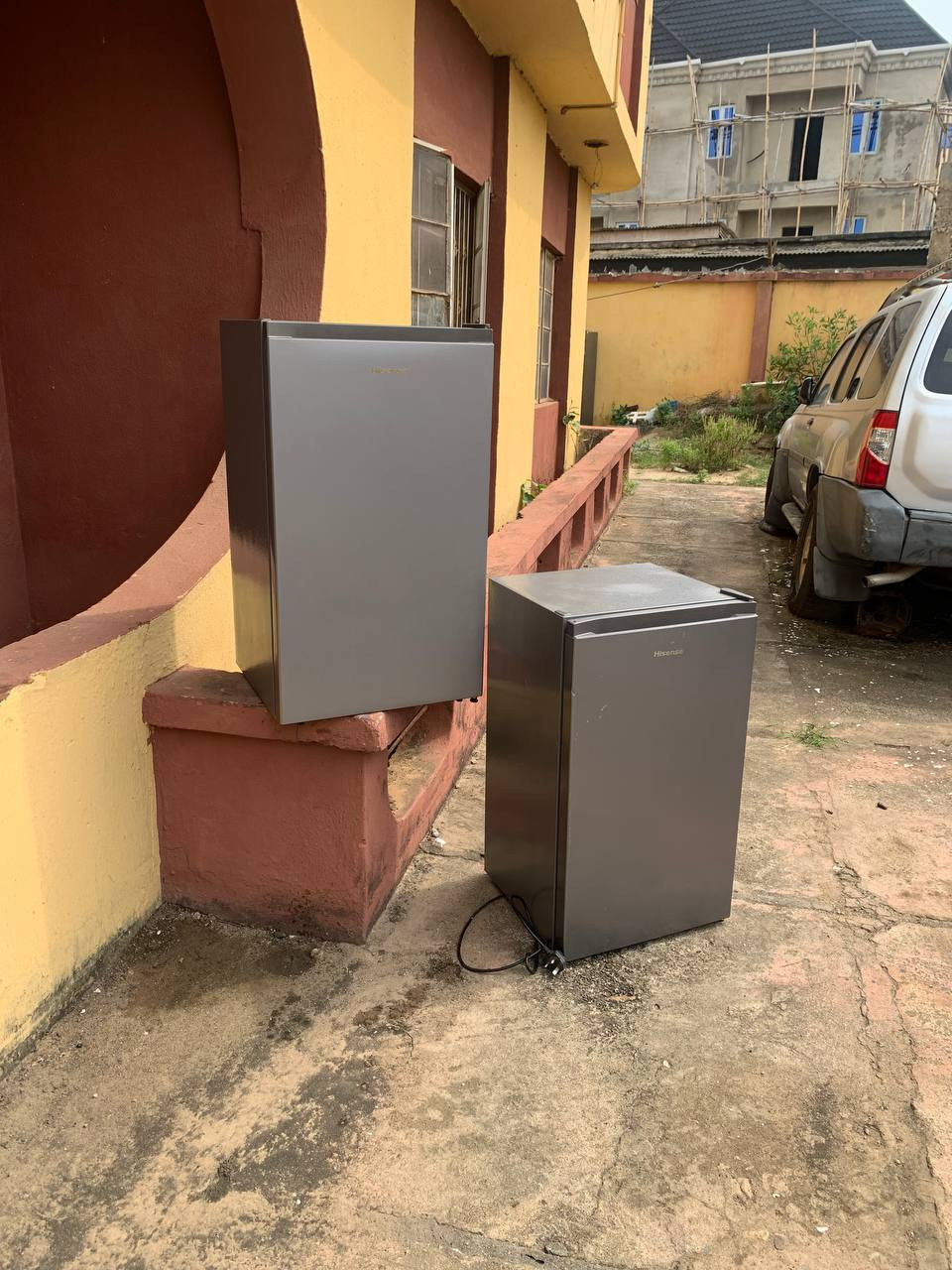 V.Clean, One Month Used, Table Top Hisense Refrigerator For-Sale