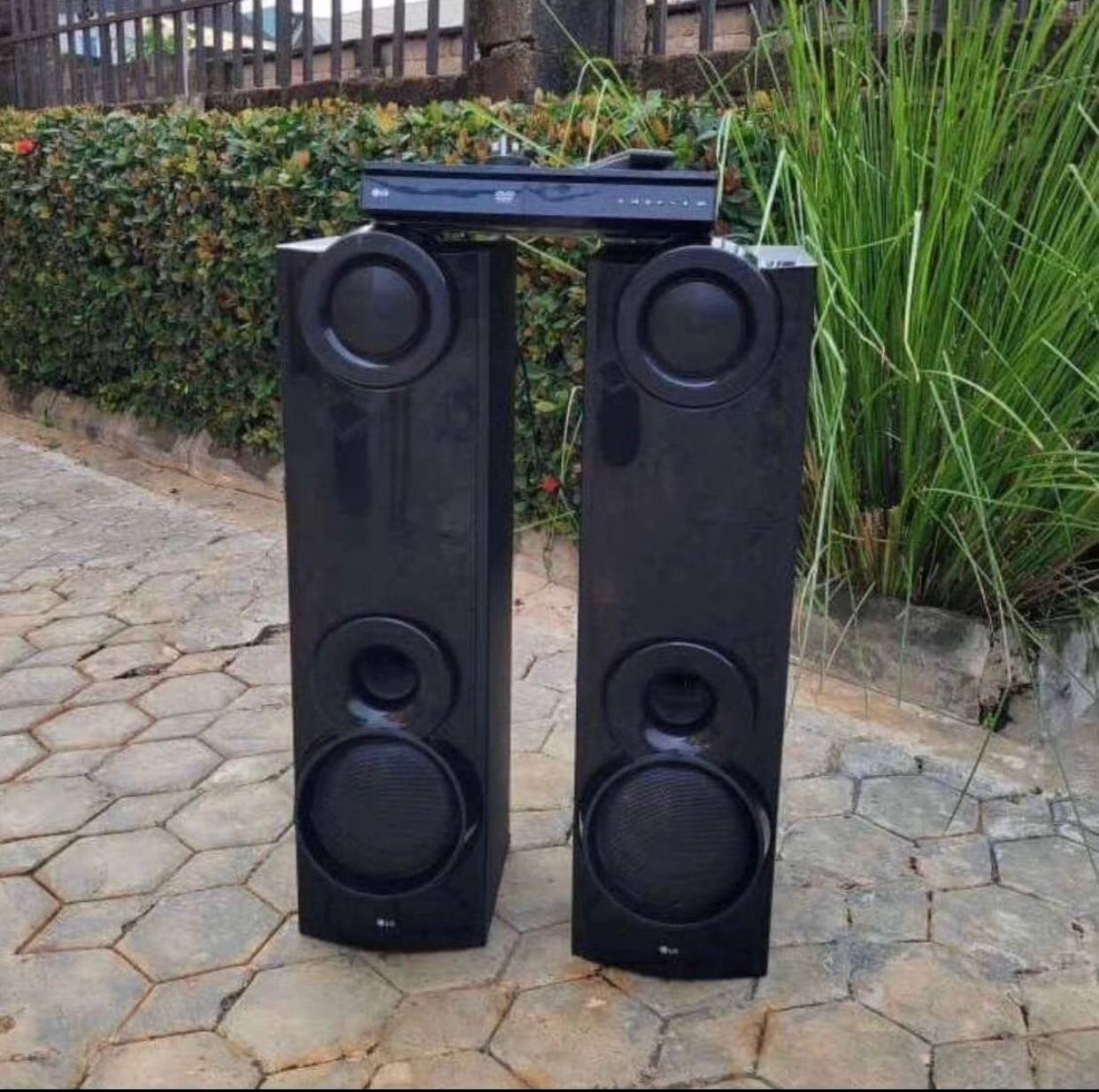 ❌️SOLD-OUT ... Clean 600W LG DVD Home theatre sound System For-Sale