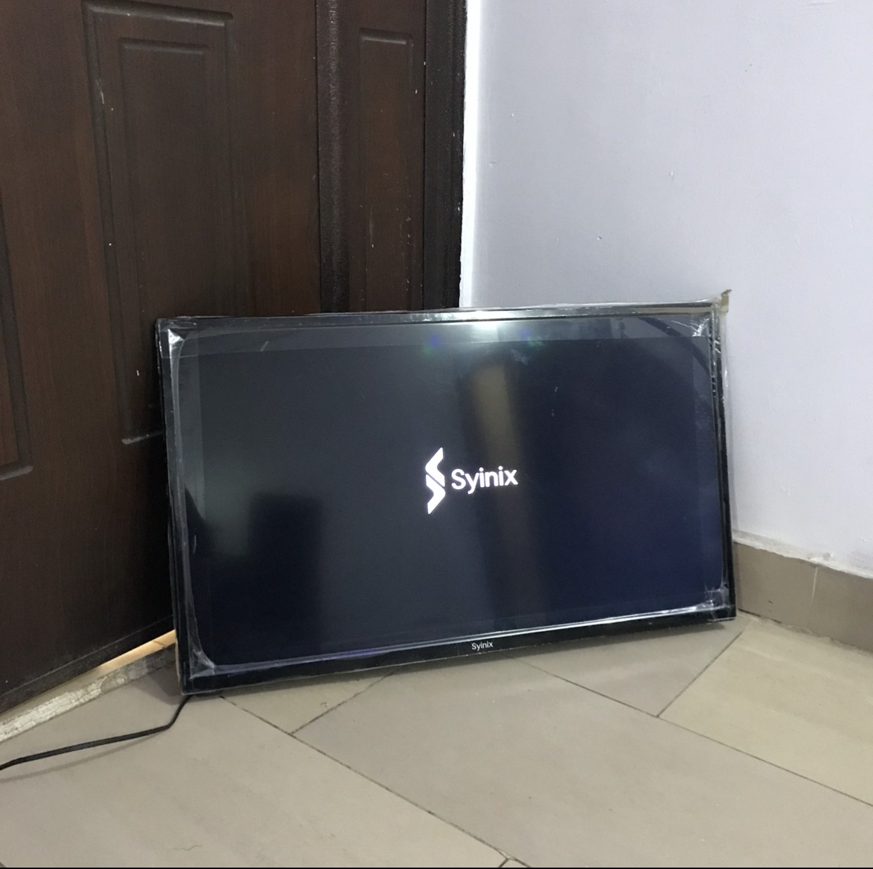 1Month Used 32Inches Syinix Full HD LED Tv For-Sale