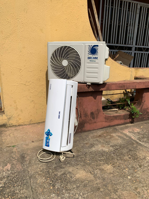 V.Clean, One Month Used, 1Hp Bruhm Inverter Air-Conditioner With Already Filled Gas For-Sale   [ Product Code >> 0726 ]