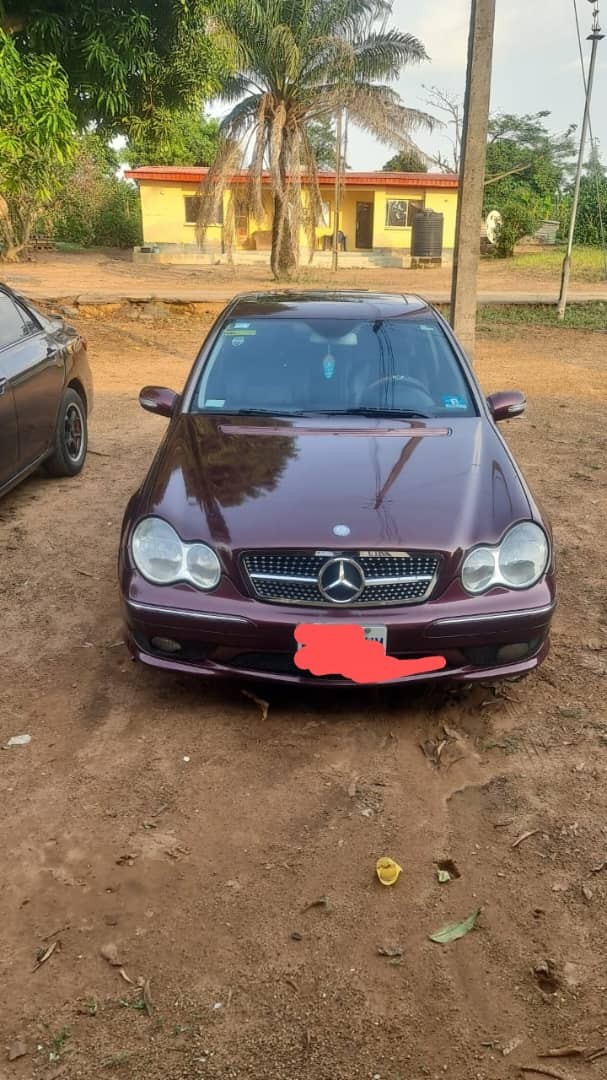 Benz C -  class C230 , 2007 model, pure first body, good Engine, Gear and Ac
