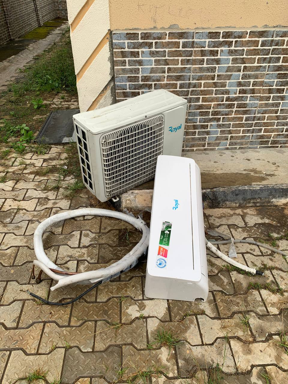 V.Clean, 1.5Hp Inverter Royal 70% Energy Saver Air-Conditioner With Kit For-Sale