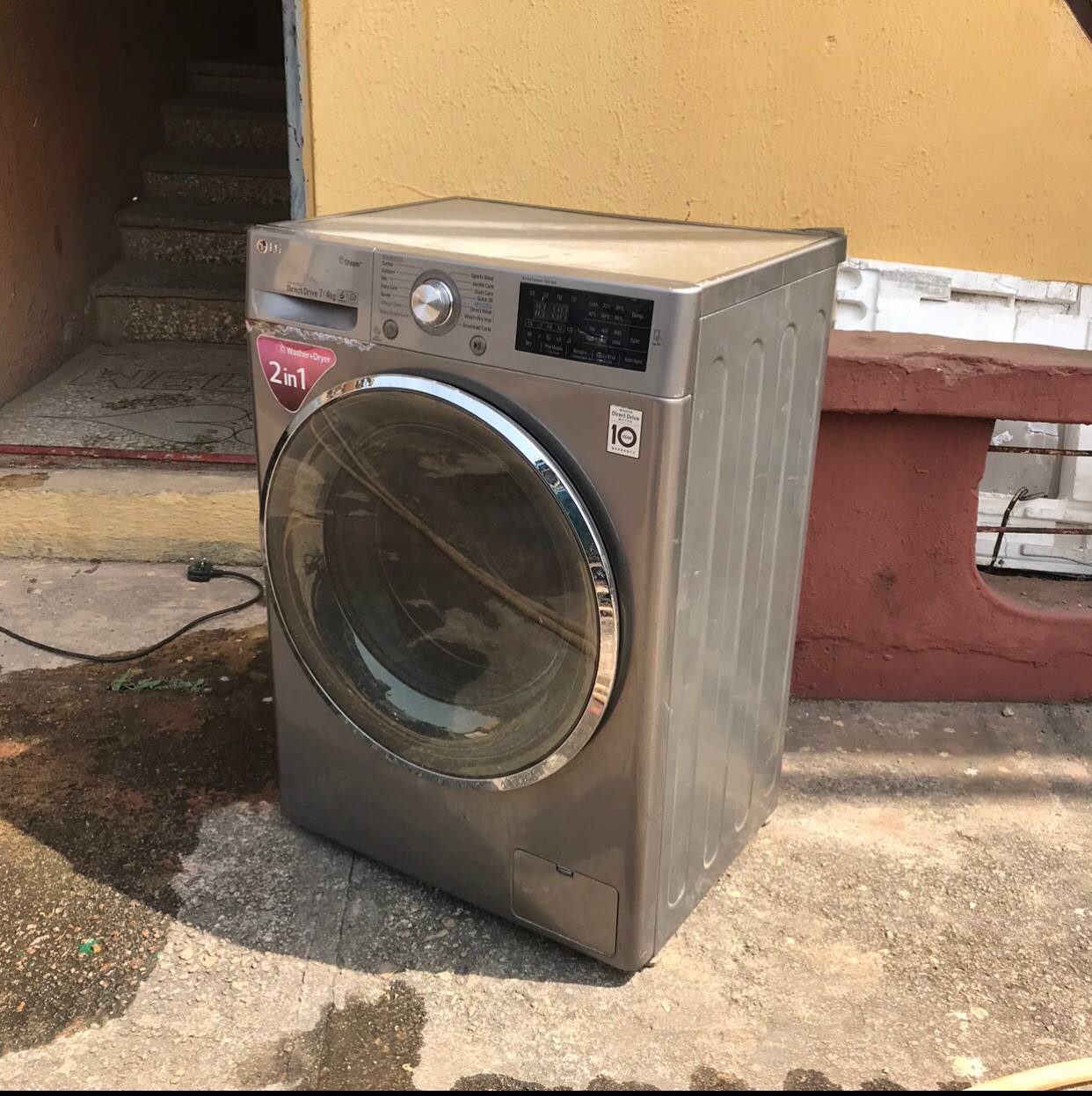 ❌❌SOLD-OUT❌❌ Very Clean LG Front Loader (7/4kg)Washer/Dryer Full Automatic For-Sale