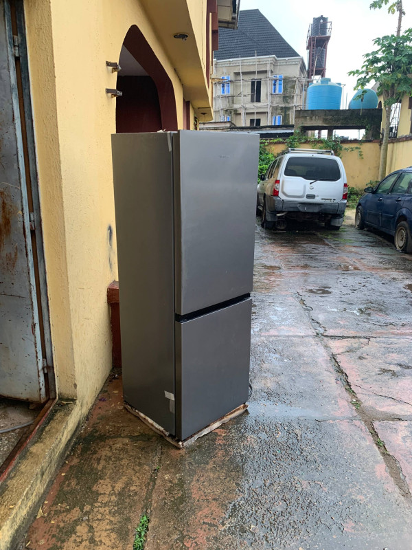 V.Clean 223 Litters Hisense Elegant Refrigerator RD-29DCA For-Sale [ Product Code >> 0633 ]