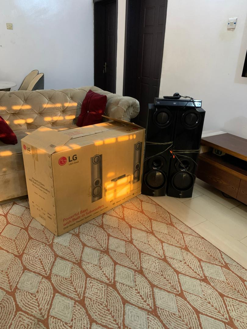 V.Clean 600W, Bluetooth, LG Dvd Home Theater Sound System For-Sale