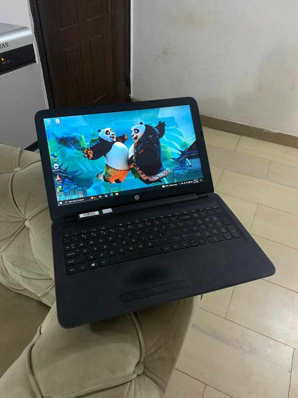 V.Clean 4Gb Ram, 500Gb Hdd, Corei3, 2-3 Hurs Ba3 Life Hp 250 Laptop For-Sale [ Product Code >> 0320 ]