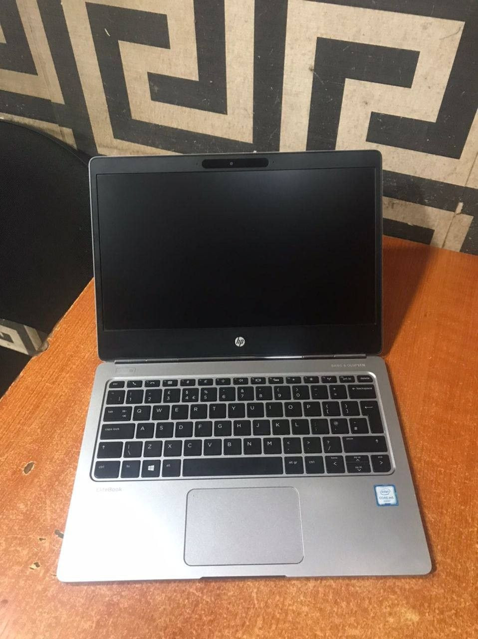 V.Clean Hp Elitebook Folio G1 | Intel Core m5 (4CPUs) | 8GB RAM - 256GB SSD For-Sale [ Product Code >> 0259 ]