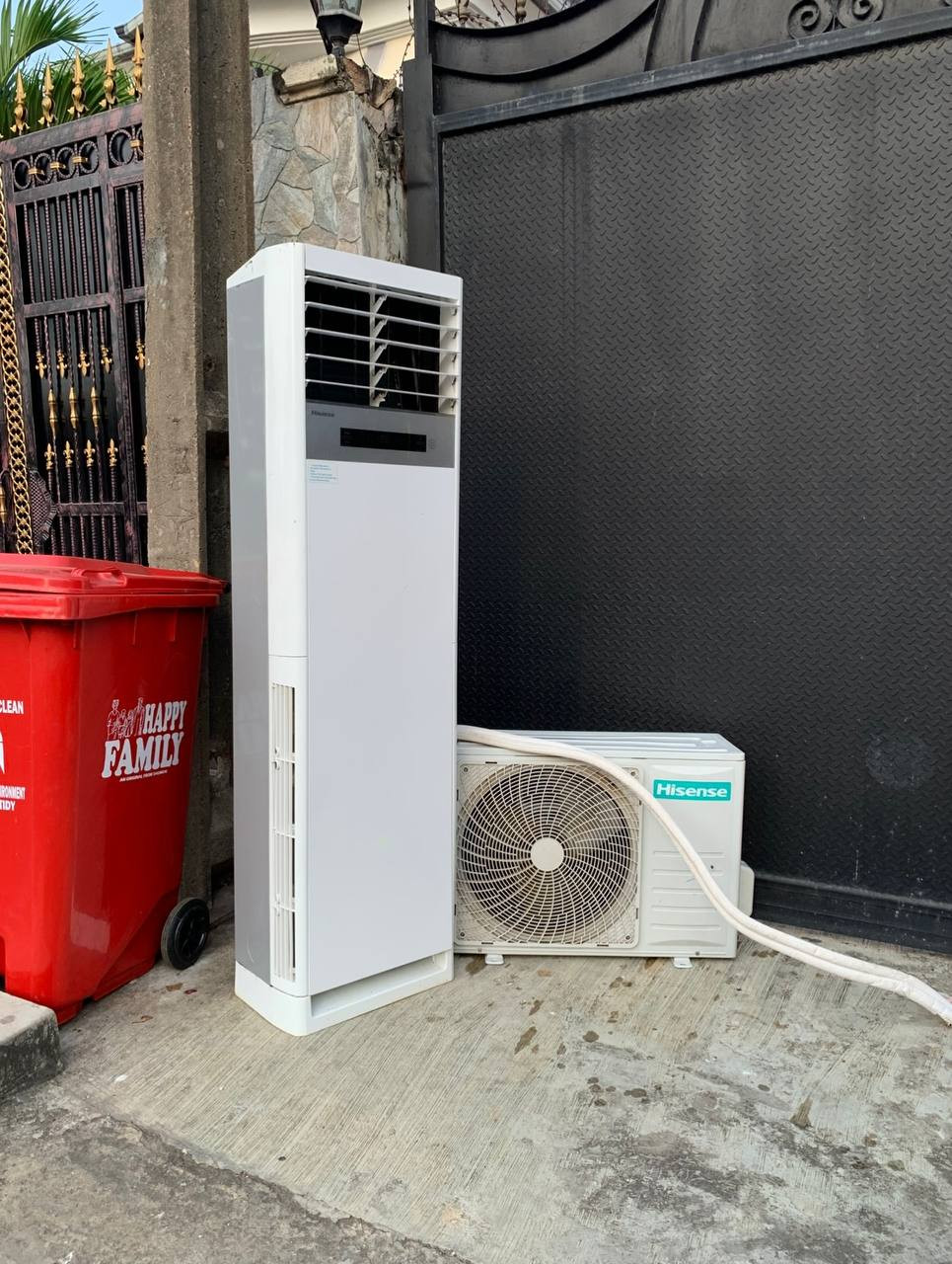 Clean, 2Hp Hisense Floor Standing Air Conditioner AF20SC1 With Kit For-Sale