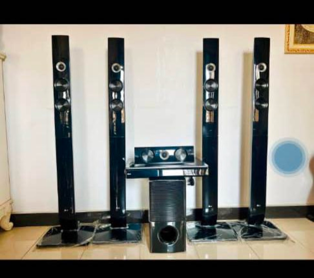 Clean, Bluetooth, 1000W, 4Pole Home Theater Sound System For-Sale