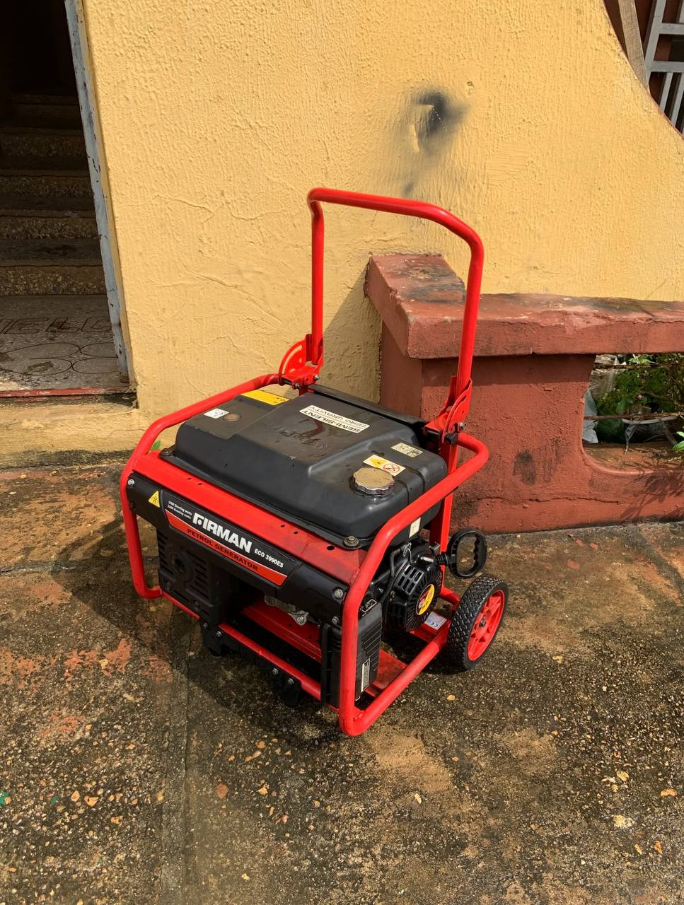 ❌❌SOLD-OUT❌❌   Clean Firman 2.5kva Key start Generator - ECO3990ES For-Sale